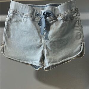 No.131 Women's Light Blue Denim Shorts